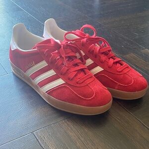 Adidas Gazelle Red Suede Sneakers unisex women’s size 8